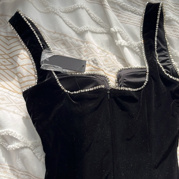 NWT Lulus Formal Velvet Jeweled Midi Dress - Picture 10 of 10